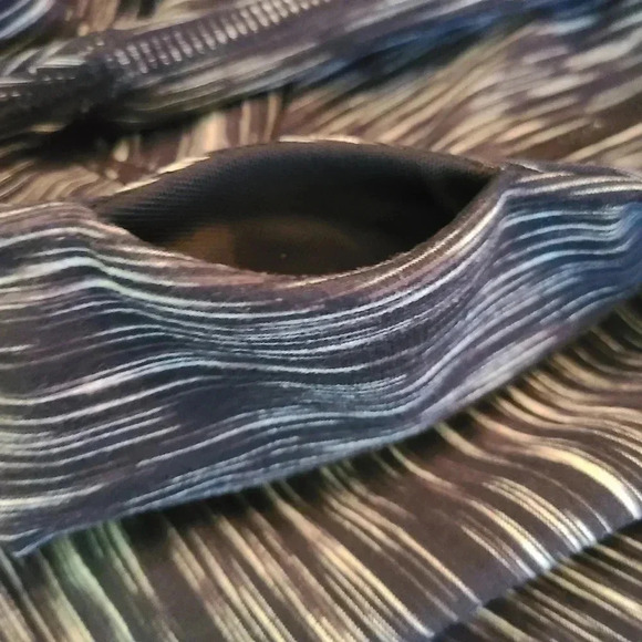 Zella Live in Eclipse Space dye capri leggings - Picture 11 of 11